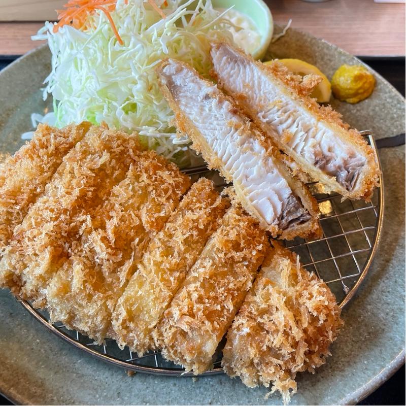 やまと豚ロース＆ぶりかつ定食(とんかつ とんQ 守谷ふれあい店 （とんきゅう）)