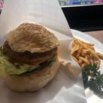 チェダーチーズバーガー(ウェイキー ウェイキー )