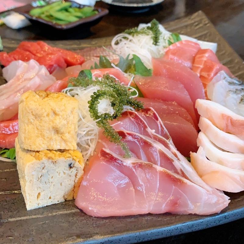 刺身盛り合わせ(ひとし 石敢當店 )