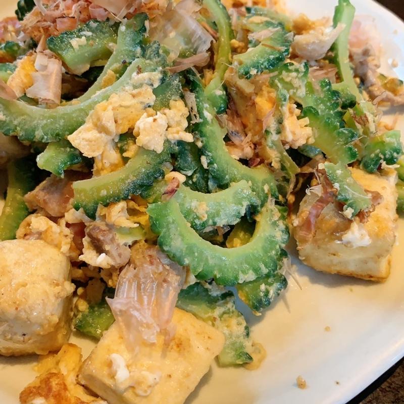 ゴーヤチャンプルー(ひとし 石敢當店 )