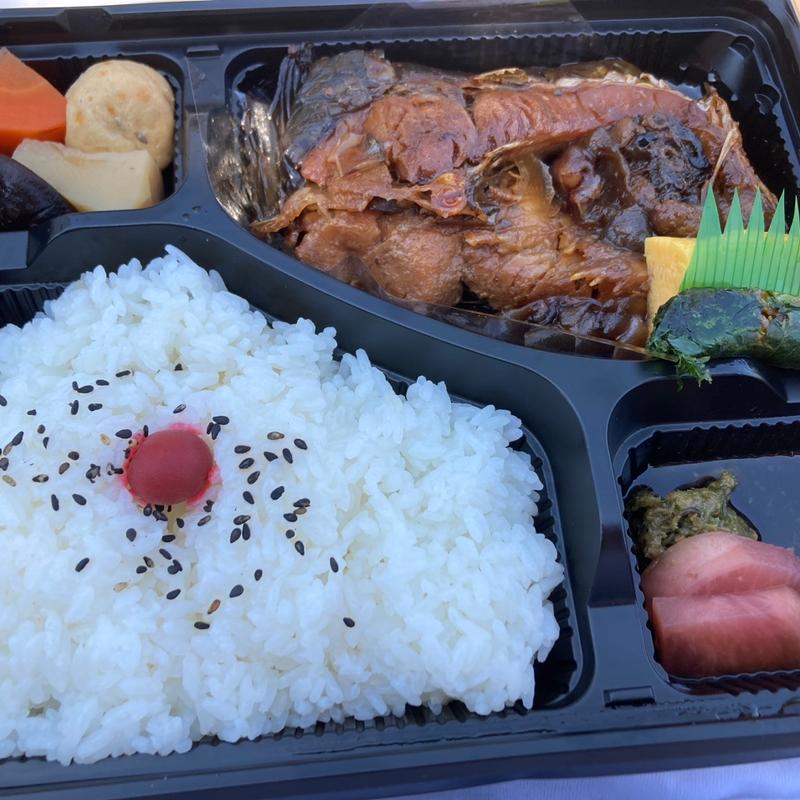 鯉弁当(（株）松川弁当店 本社工場)
