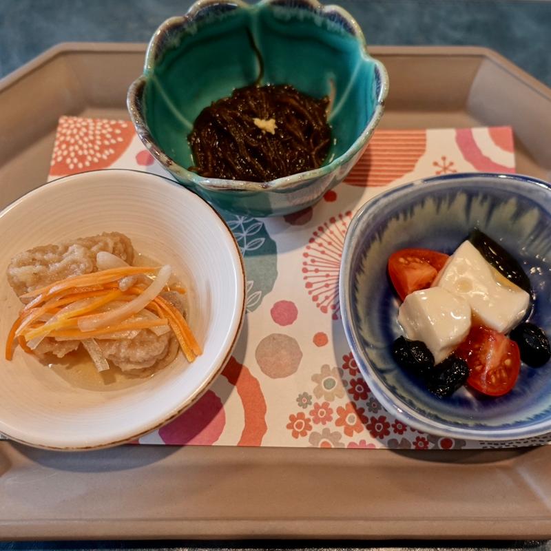 本日の前菜3種(雪塩ステーキ石垣ｰ鉄板焼ｰ)