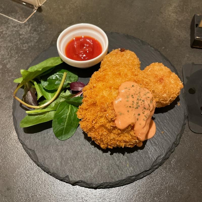 カニクリームコロッケ&リゾットコロッケ(サッポロ生ビール黒ラベルTHE BAR)