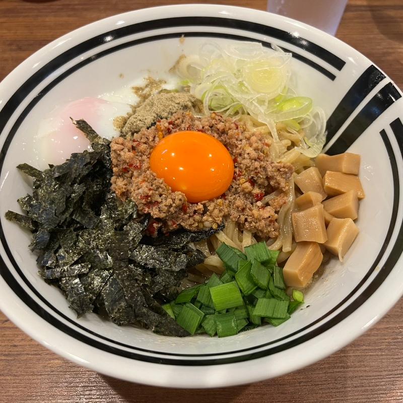 半熟卵まぜそば(油そば・まぜそば ロマン 百万遍店)