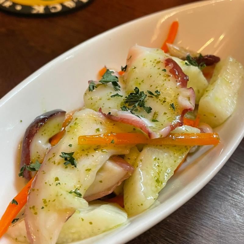 タコのカルパッチョ(GLUCK)