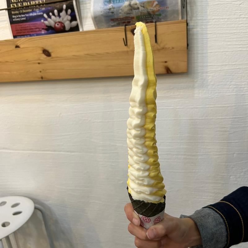 ロングソフトクリーム(ロングソフトクリーム 沖縄アメリカンビレッジ店)