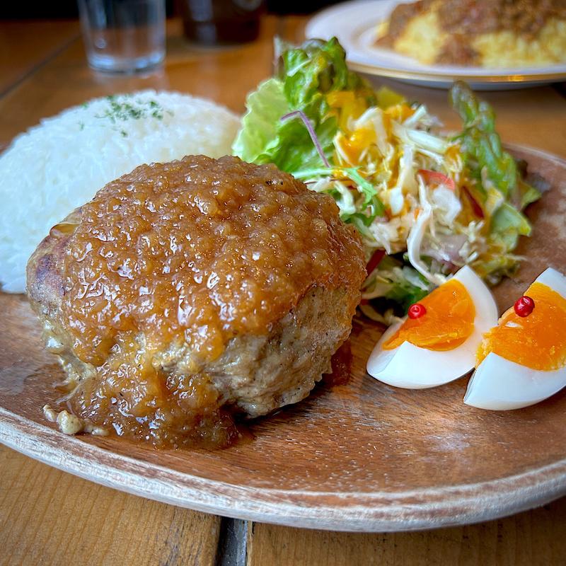 トレジオン自家製ハンバーグプレート(東北カフェ＆バル トレジオン　 エスパル仙台店)