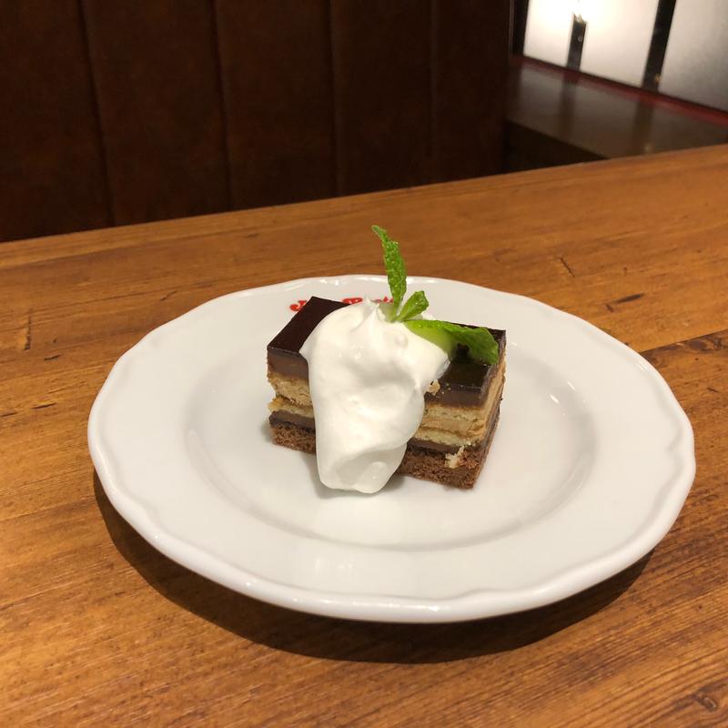 オペラ(ジョリーパスタ 足立六町店)