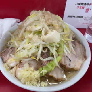 小豚(ラーメン二郎神田神保町店)