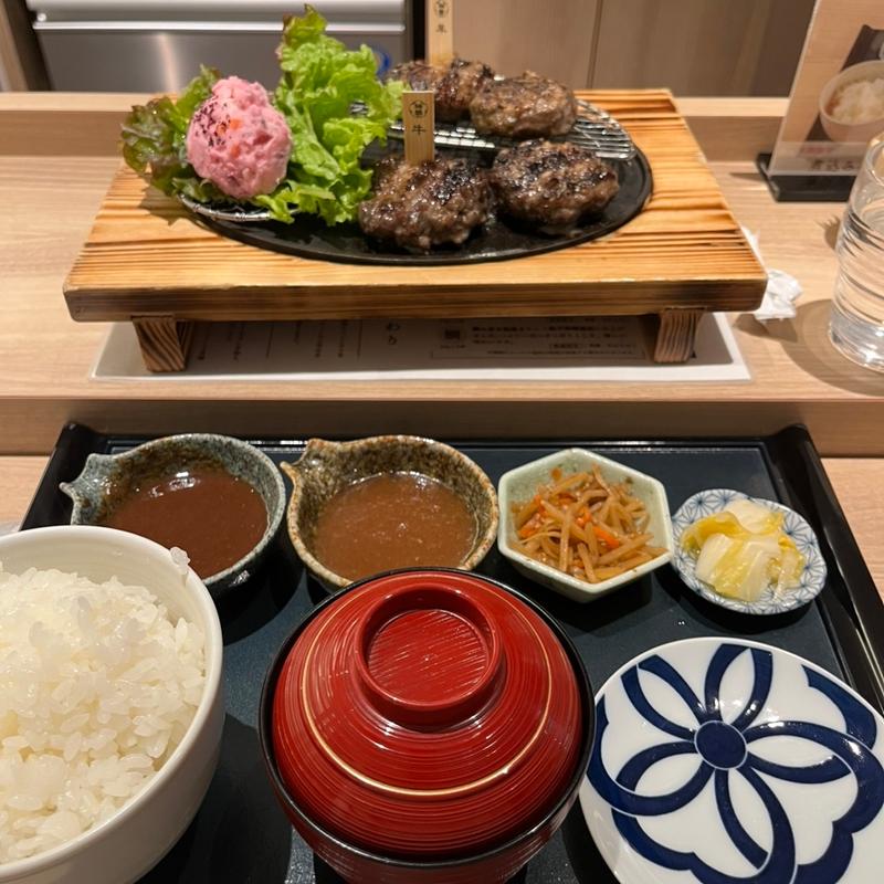 (挽肉屋 神徳)