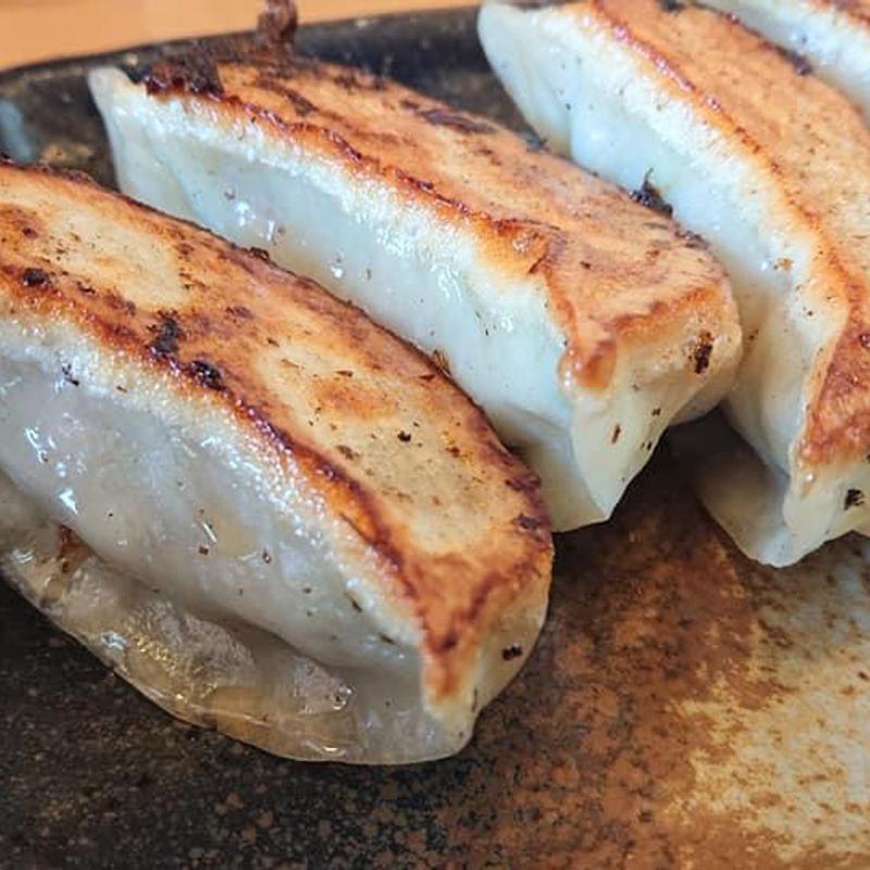 手作り餃子(ラーメンうめ八 )