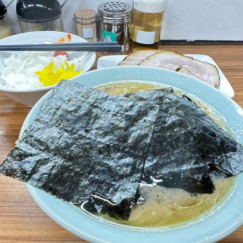 ラーメン、特製チャーシュー、半ライス(近藤家 本店)