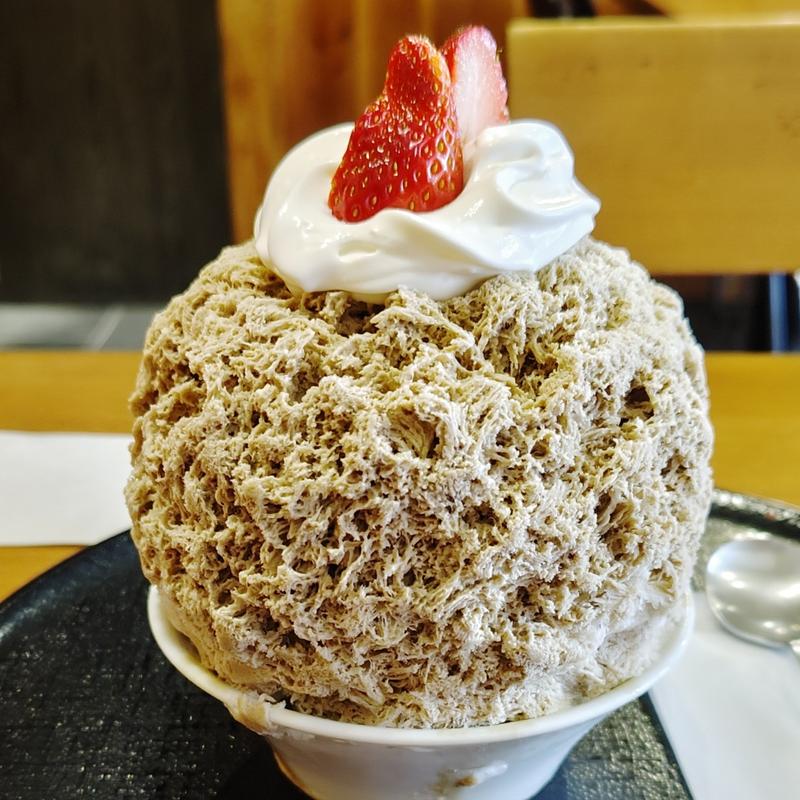 ロイヤルミルクティーホイップ(茶屋赤鰐 )