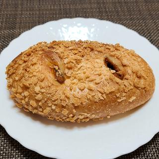 チキントマトカレーパン(オイシイパンヤ)