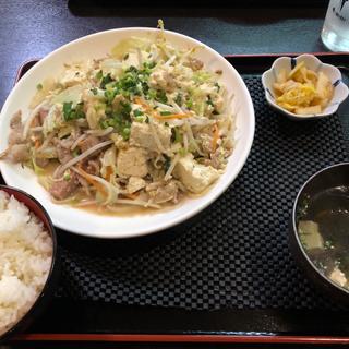 豆腐チャンプルー定食(ちゅら１２)