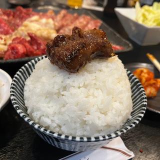 飯（大）(富久重ホルモン)