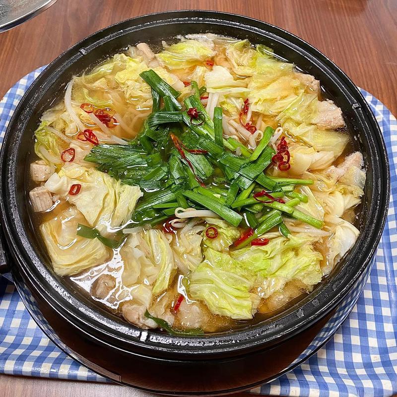 博多もつ鍋(極辛味噌専門店 麺屋つどい)