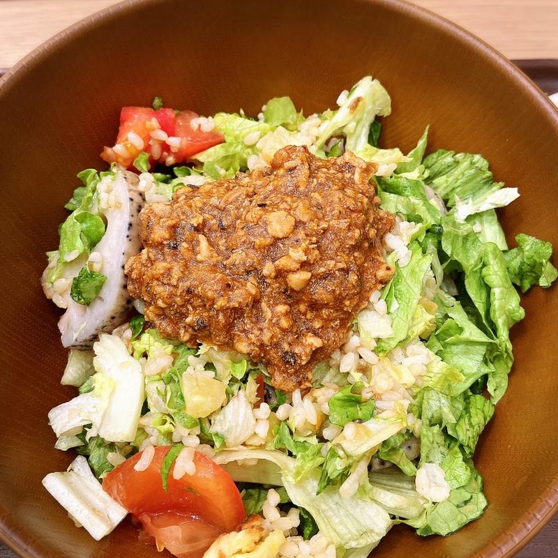 四川風麻辣ミンチと古代れんこんのサラダ S(WithGreen 東急プラザ銀座店)