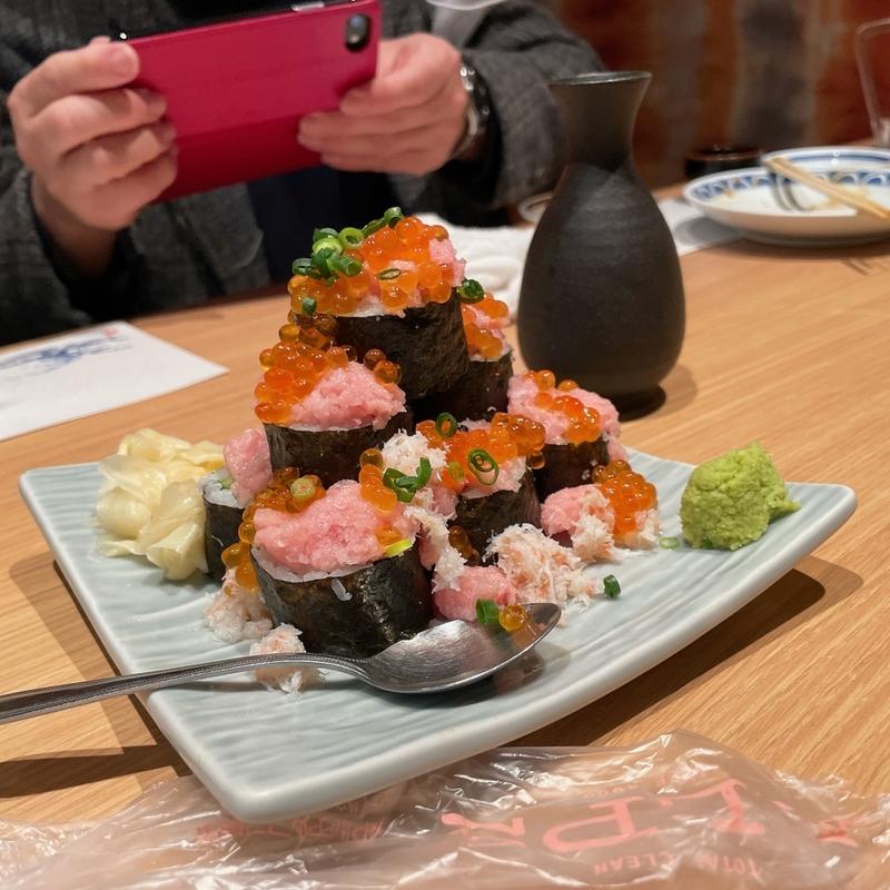 こぼれ巻き寿司(海鮮問屋 地魚屋 三田店)