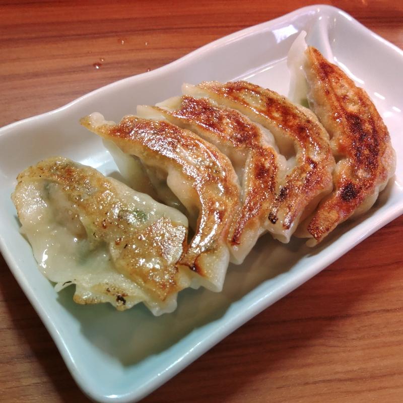 手作り餃子(あたみ屋)