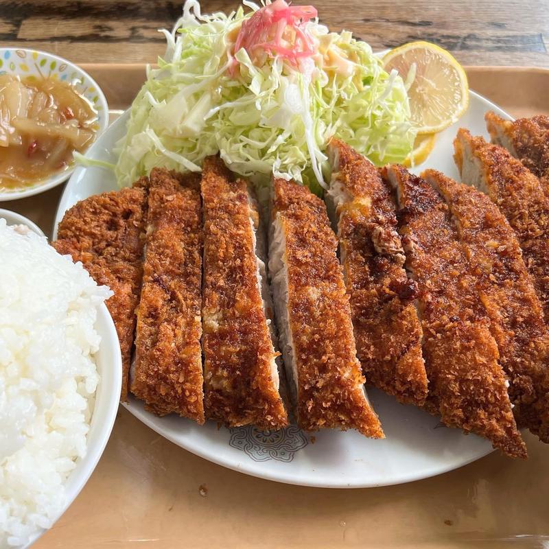 かつ定食(イナリ食堂)