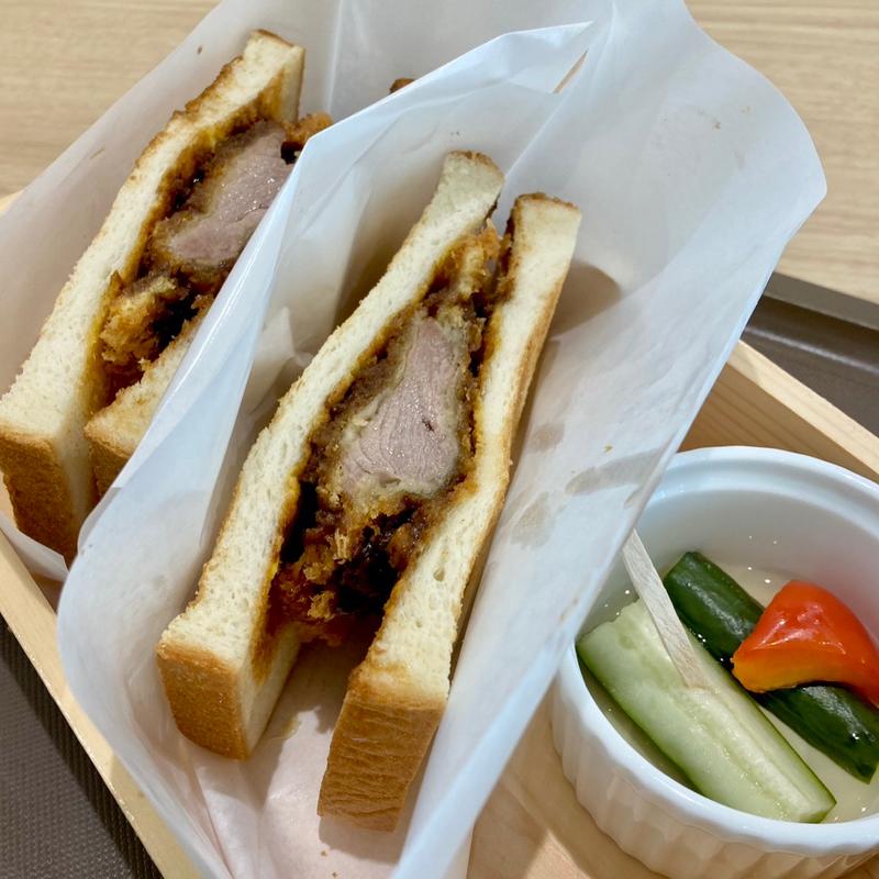 ヘレかつサンド(伝説のかつ丼・かつサンドあげとん)