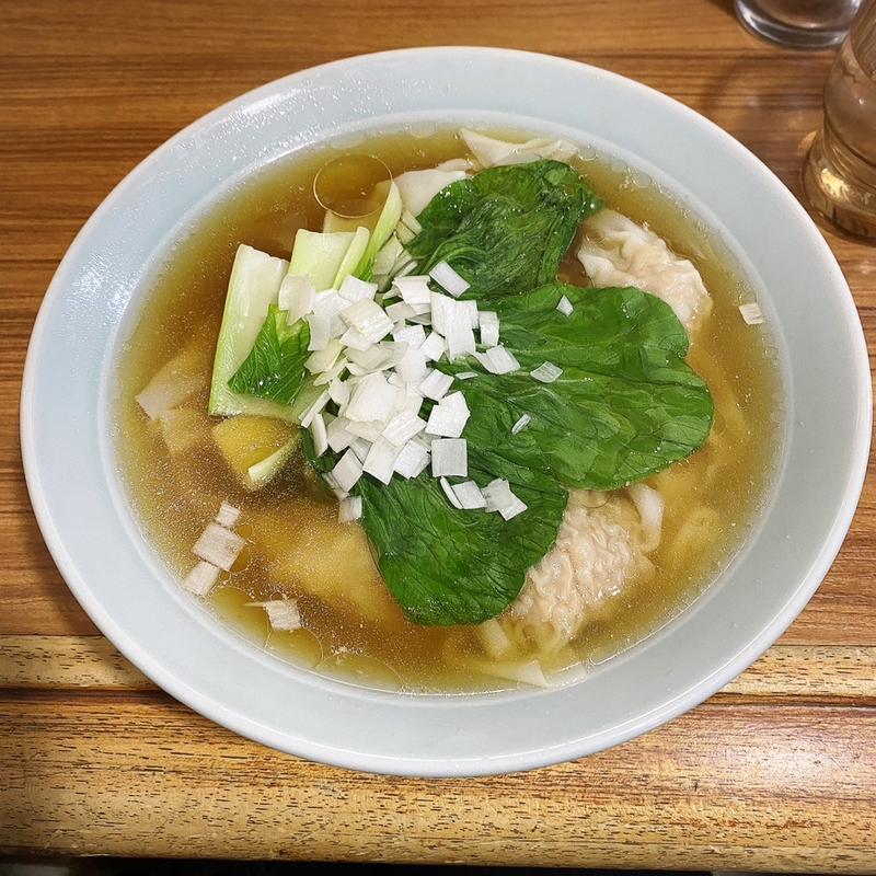 ミックスワンタンスープ(ワンタンスープ専門店 くぬぎ屋)