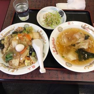 中華丼セット(ワンタンスープ付き)(龍山)