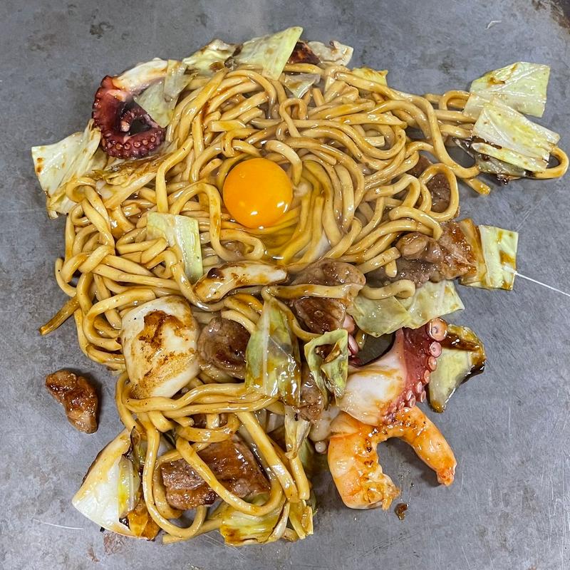 デラックス焼そば(かく庄 )