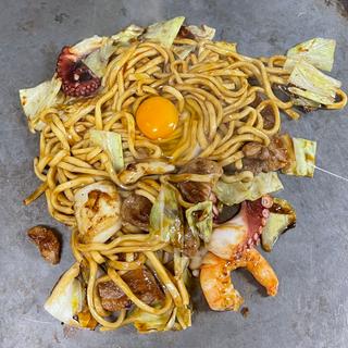 デラックス焼そば(かく庄 )