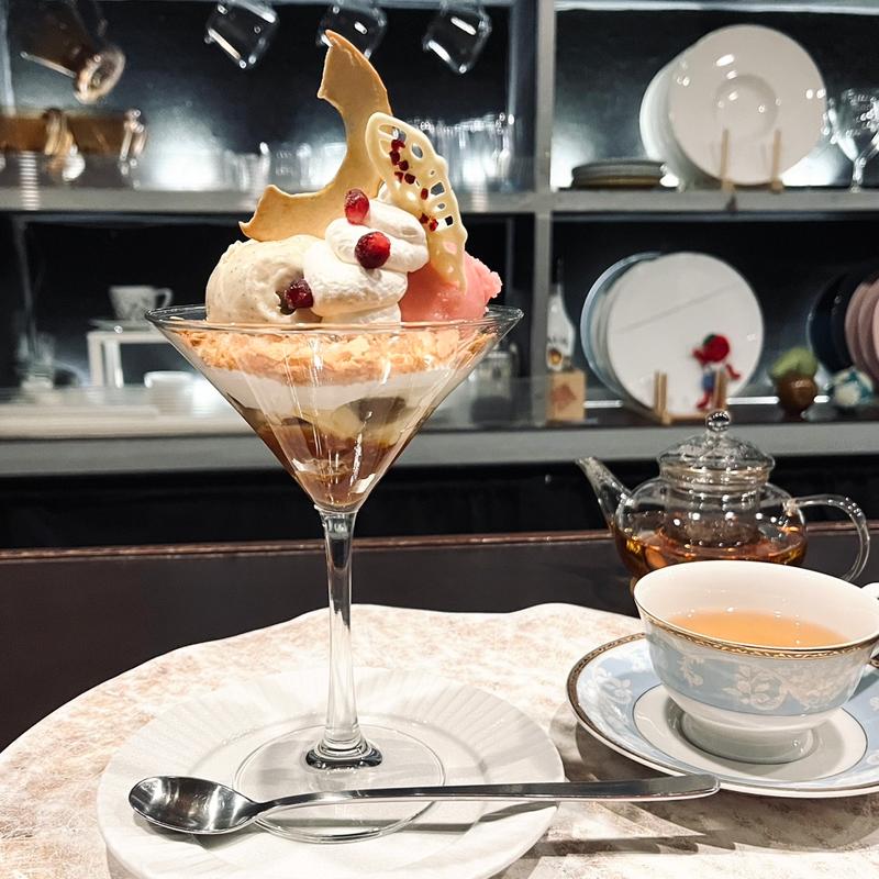 りんごとジャスミンのパフェ(Assiette Dessert étonné)