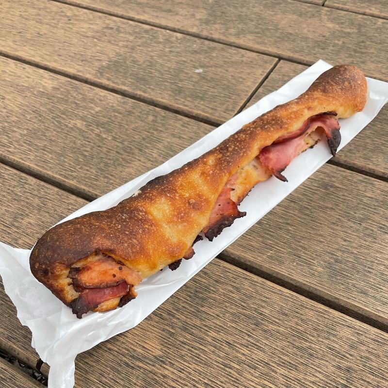 阿蘇自然豚のベーコン(ビーバーブレッド)