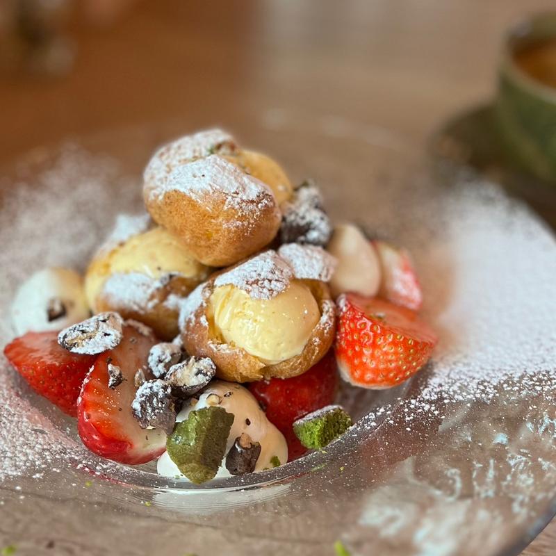 季節のデザート（プロフィットロール）(カフェドミーミ（Café de mimi）)