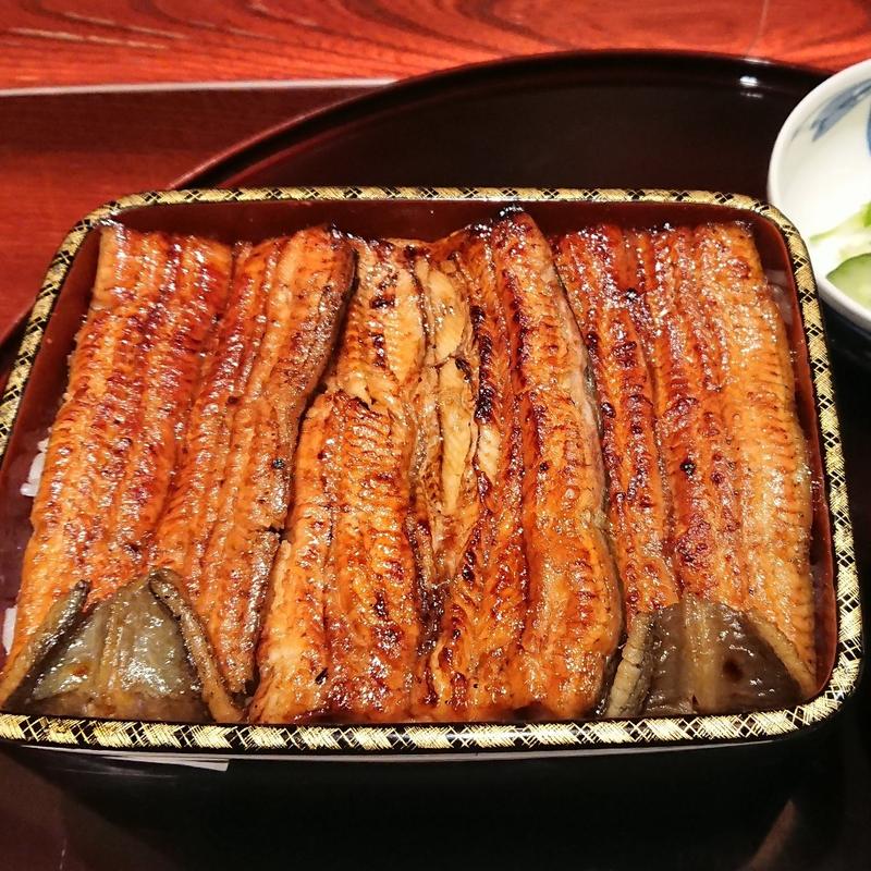 お重箱   椿 (お吸い物・香の物)(野田岩 横浜高島屋店)