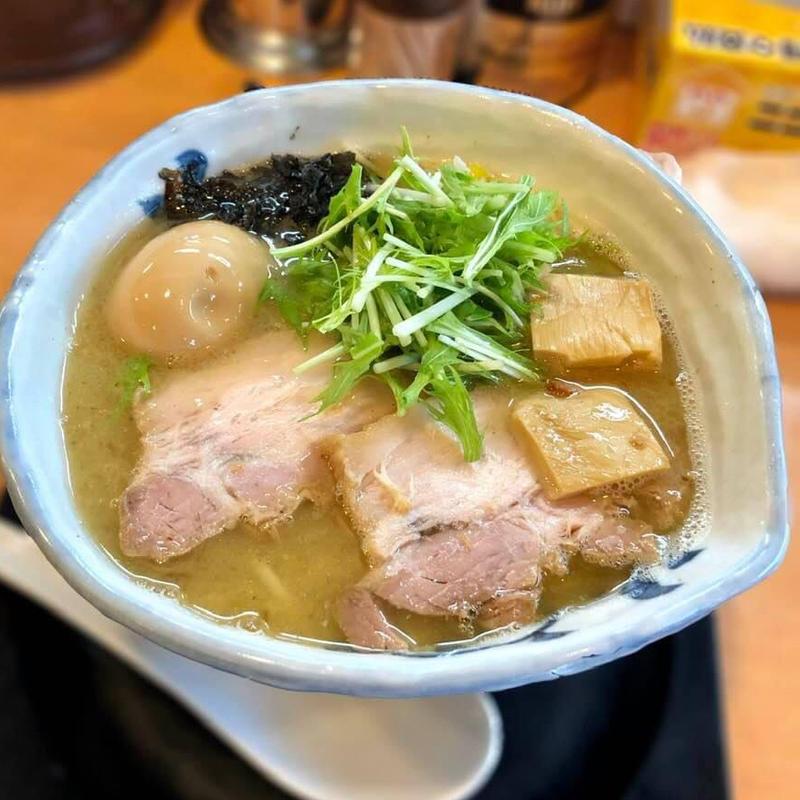 塩にぼしそば(長岡市 ラーメン にぼし中華 廣はし)
