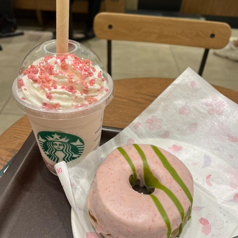 さくら咲くフラペチーノ＆桜と抹茶のドーナツ(スターバックス コーヒー エミオひばりヶ丘店)