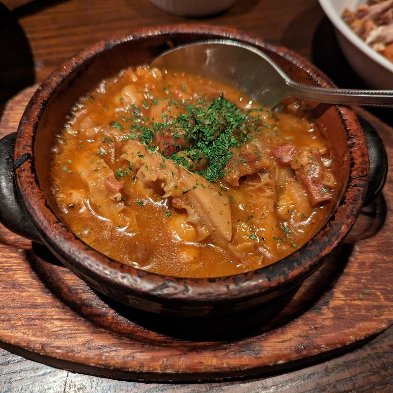 カジョス・マドリレーニャ(Meson del Puerto【メソンデルプエルト】)