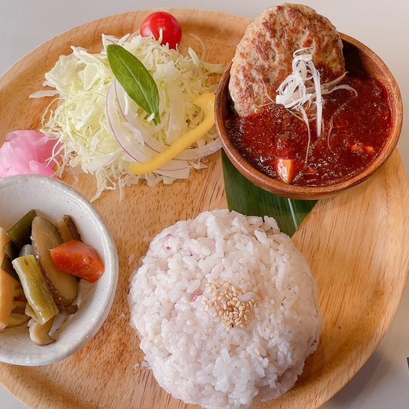 本格麻婆ハンバーグランチ(リアン茶屋)