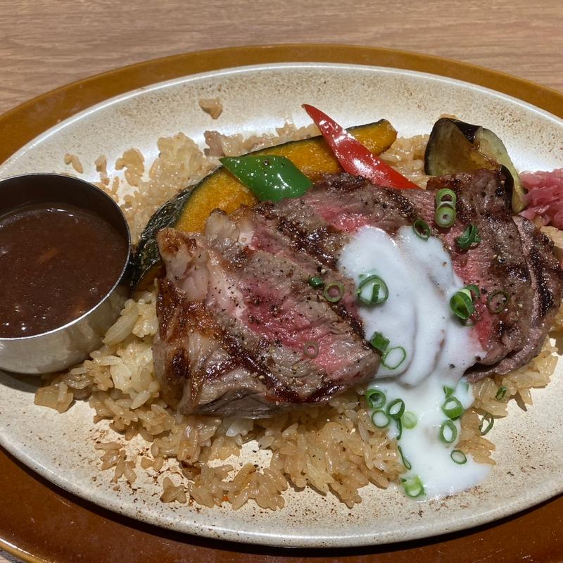 アンガス サーロインステーキ ピラフ(ロイヤルホスト 天神西通り店)