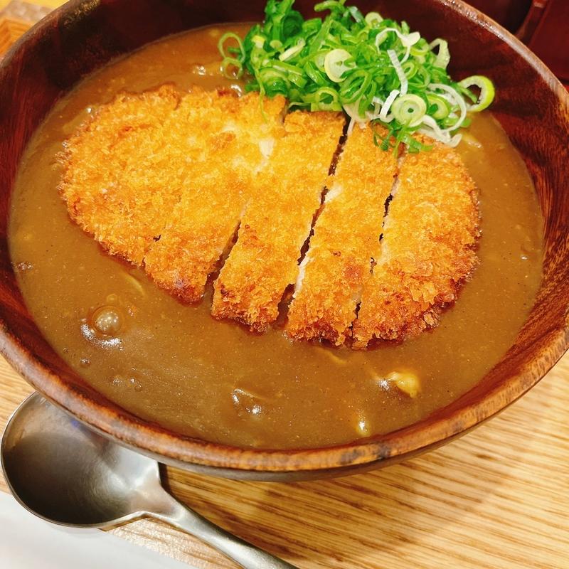 カツカレーうどん(めん工房庵都)