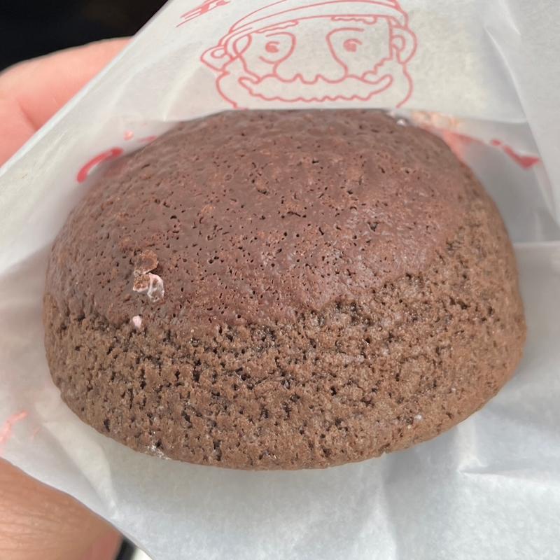 焼きチョコいちごシュー(ビアードパパ イオンモール長久手店)