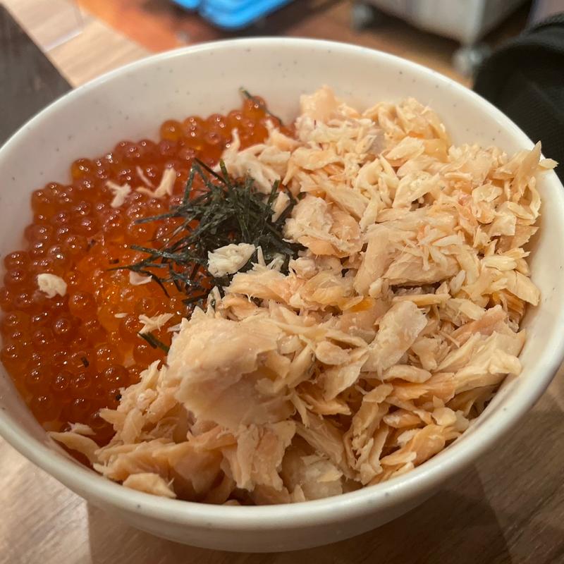 鮭とイクラのミニ丼(弟子屈ラーメン 新千歳空港店)