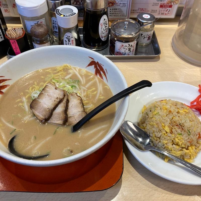 半ちゃんセット(らーめん世界桜田店 )