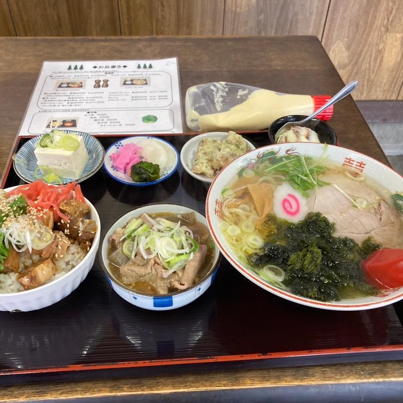 白醤油ラーメン(一本杉食堂)