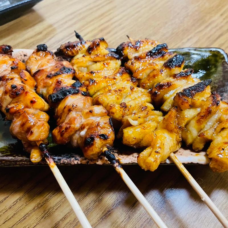 もも焼き＆鳥皮焼き(串焼き 与兵)