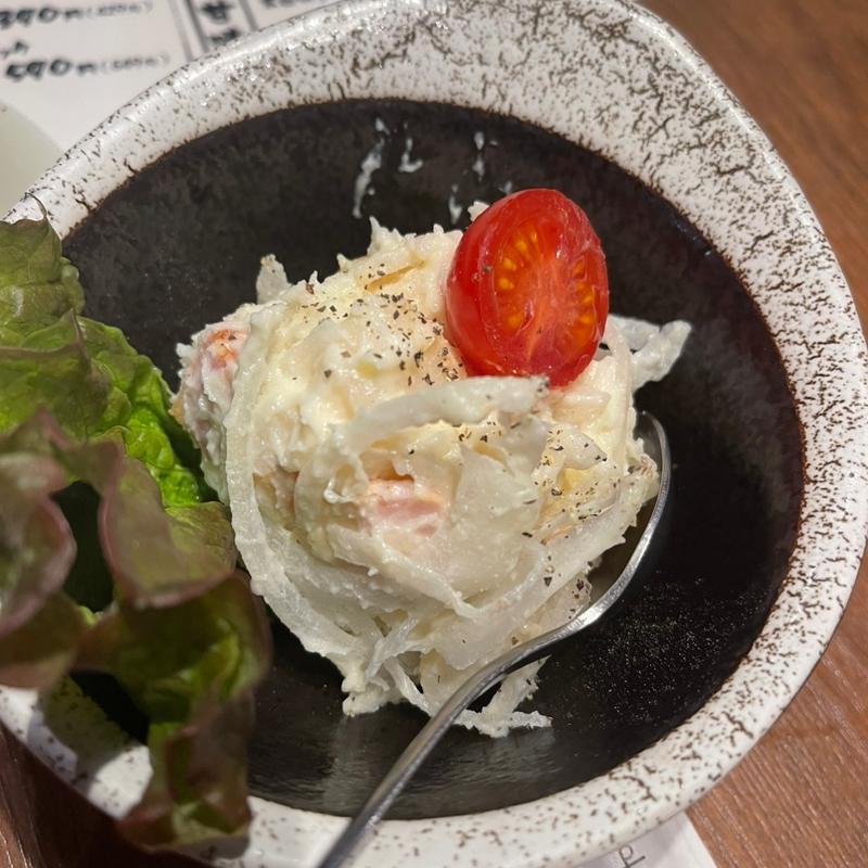 炭旬燻製のポテトサラダ(炭旬 西明石駅前店 （スミシュン）)