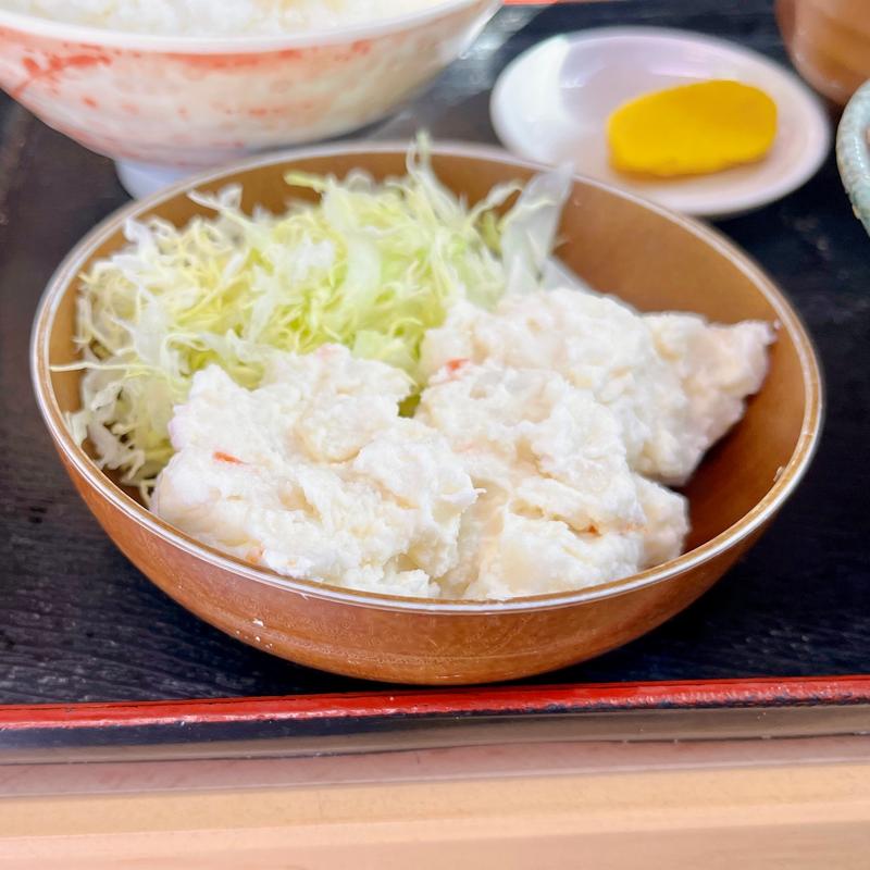 ポテトサラダ(もつ煮込 噂の太郎)