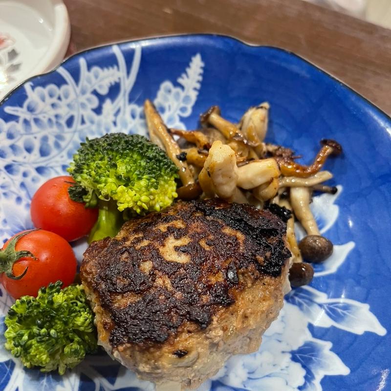 ハンバーグ(おでんバル 杏樺)