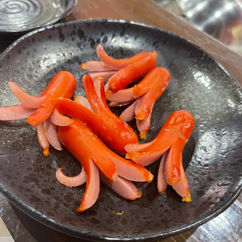 赤ウインナー(おでんバル 杏樺)