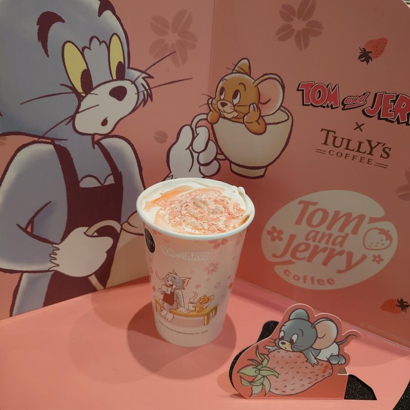 苺ショコラホワイトラテ(タリーズコーヒープライムツリー赤池)